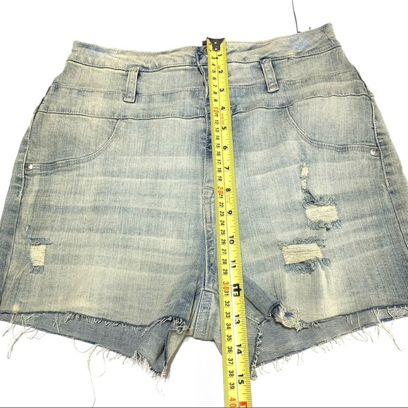 U2B Urban Basics Denim Jean Short - size 9 - Picture 8 of 8